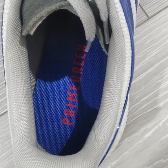 Mens Adidas US 10 - Picture 3 of 6